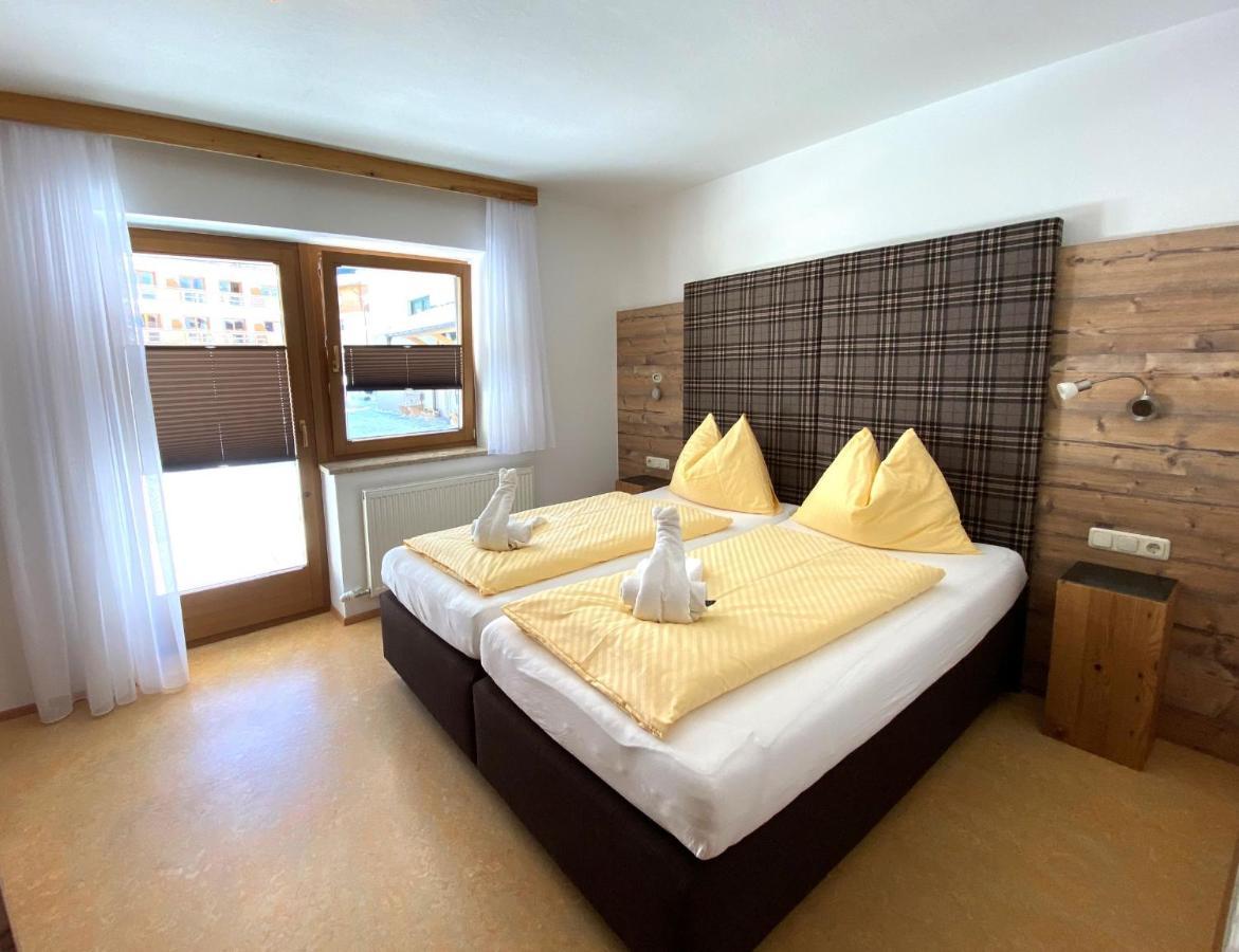 Appartements Zwoelferkogelblick Σάαλμπαχ-Χίντεργκλεμ Εξωτερικό φωτογραφία